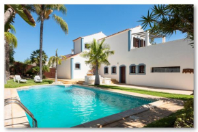 Casa Lay